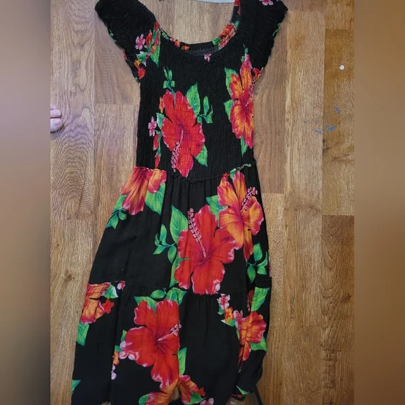 strapless open back dress Vintage 70s Island Casuals Hawaiian Maxi Dress main image 1